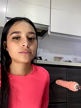 Snapshot of Dakota-Mitchell chatting on 09/18/25, 09:39 Dakota-Mitchell online show from 09/18/25, 09:39