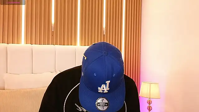 Dulcey  online show from 03/20/26, 05:12