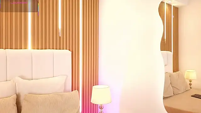 Dulcey  online show from 04/08/26, 04:23