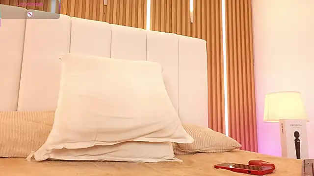 Dulcey  online show from 04/09/26, 06:19