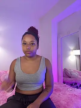 Snapshot of _Zahara_ chatting on 01/05/26, 11:08 Zahara online show from 01/05/26, 11:08