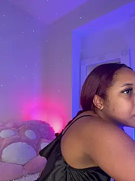 Snapshot of _Zahara_ chatting on 01/11/26, 10:59 Zahara online show from 01/11/26, 10:59