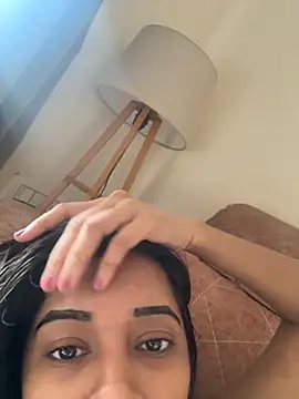 desitease online show from 11/19/25, 09:42