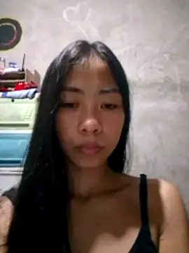 SweetMissPinay18 online show from 06/01/26, 03:03