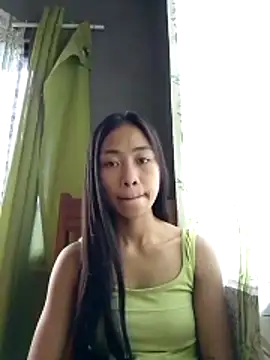 SweetMissPinay18 online show from 06/19/26, 06:40