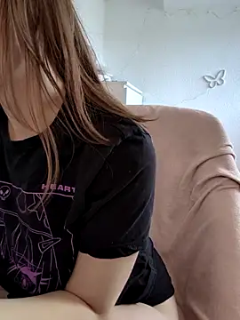 ox Tricia online show from 03/15/26, 09:15