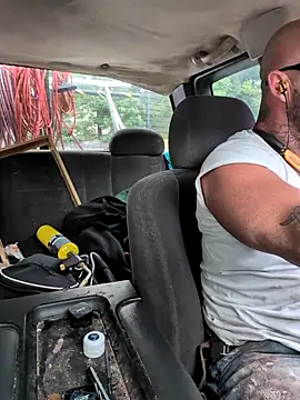 Snapshot of joeyoneill chatting on 09/17/25, 07:48 joeyoneill online show from 09/17/25, 07:48