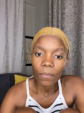 prettydollyy online show from 03/25/26, 08:15