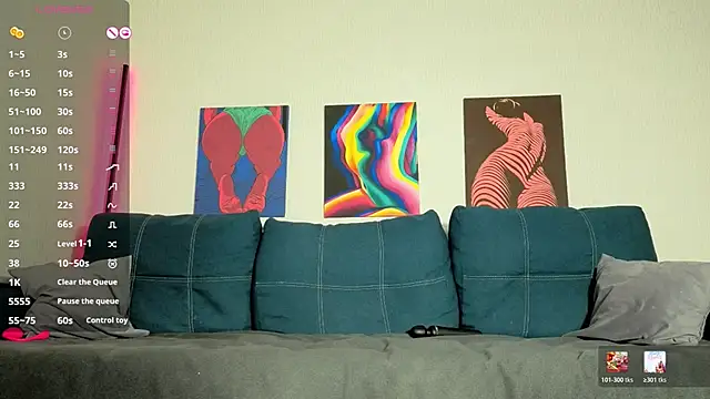 TrixiBell online show from 03/28/26, 04:01