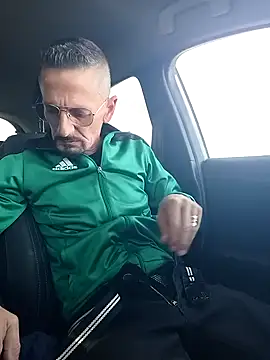 Snapshot of fabius720 chatting on 11/06/25, 12:06 fabius720 online show from 11/06/25, 12:06