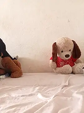 Ruby Quin online show from 09/15/25, 12:38