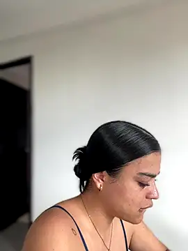 Snapshot of JuanitaMore01 chatting on 11/11/25, 07:14 JuanitaMore01 online show from 11/11/25, 07:14