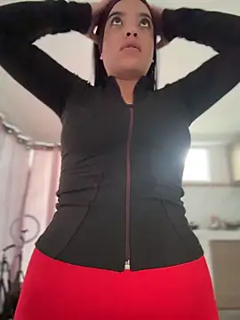JuanitaMore01 online show from 05/16/26, 07:23