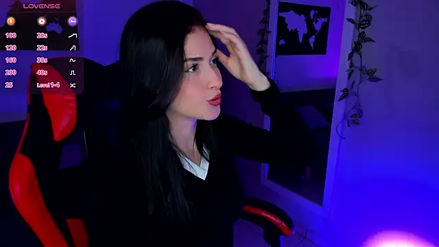 ZoeValencia1 online show from 11/10/25, 12:04