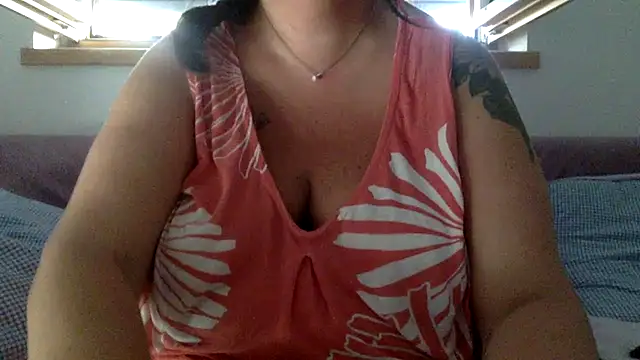 Snapshot of LaReginaNera chatting on 06/28/26, 06:30 LaReginaNera online show from 06/28/26, 06:30