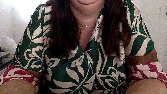 Snapshot of LaReginaNera chatting on 07/03/26, 12:33 LaReginaNera online show from 07/03/26, 12:33
