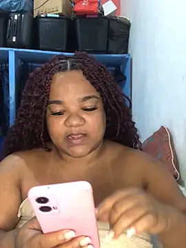 Snapshot of melcarioca1111 chatting on 10/10/25, 05:34 melcarioca1111 online show from 10/10/25, 05:34