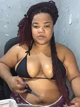 Snapshot of melcarioca1111 chatting on 11/01/25, 06:21 melcarioca1111 online show from 11/01/25, 06:21