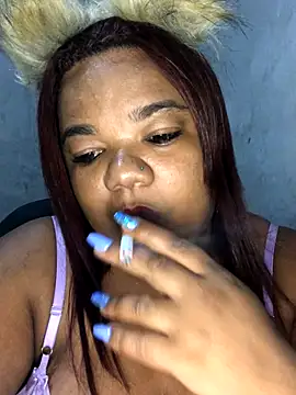 Snapshot of melcarioca1111 chatting on 12/14/25, 03:34 melcarioca1111 online show from 12/14/25, 03:34