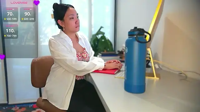 Snapshot of yuzhara chatting on 09/23/25, 03:26 yuzhara online show from 09/23/25, 03:26