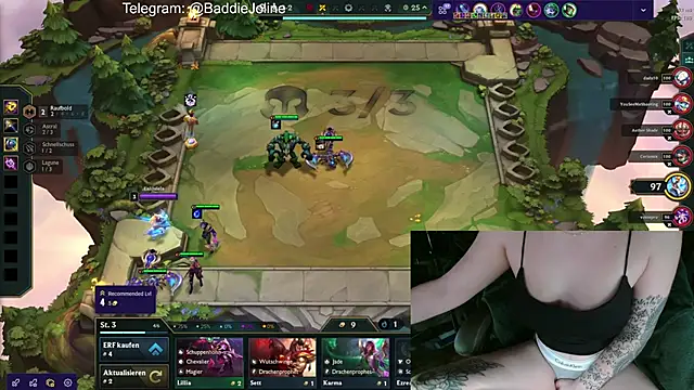 Snapshot of BaddieJoline chatting on 11/04/25, 09:25 BaddieJoline online show from 11/04/25, 09:25