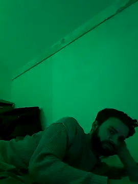 Snapshot of Taycanman69 chatting on 03/25/26, 08:09 Taycanman69 online show from 03/25/26, 08:09