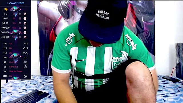 Snapshot of smith_hot29 chatting on 10/24/25, 05:37 smith hot29 online show from 10/24/25, 05:37