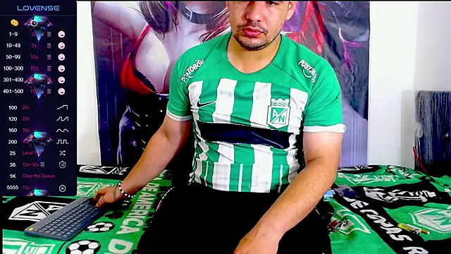 Snapshot of smith_hot29 chatting on 11/05/25, 03:39 smith hot29 online show from 11/05/25, 03:39