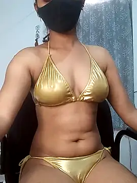 Snapshot of shrutee12 chatting on 12/22/25, 06:32 shrutee12 online show from 12/22/25, 06:32