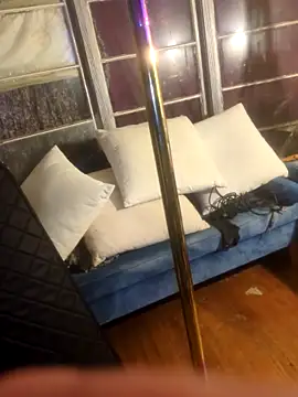 Snapshot of Anna-May97 chatting on 02/03/26, 02:21 Anna-May97 online show from 02/03/26, 02:21