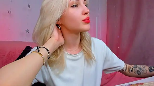 LisaFoxyMe online show from 05/28/26, 01:25