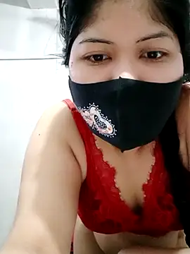 Snapshot of Nusrat-N chatting on 10/20/25, 01:50 Nusrat-N online show from 10/20/25, 01:50