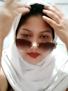 Nusrat-N online show from 04/15/26, 12:50