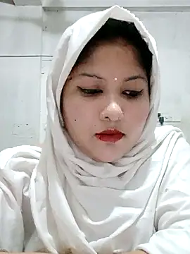 Snapshot of Nusrat-N chatting on 04/20/26, 03:37 Nusrat-N online show from 04/20/26, 03:37