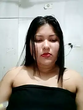 Snapshot of Nusrat-N chatting on 04/24/26, 01:02 Nusrat-N online show from 04/24/26, 01:02