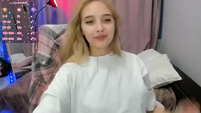 TaisiaHot online show from 04/04/26, 08:12