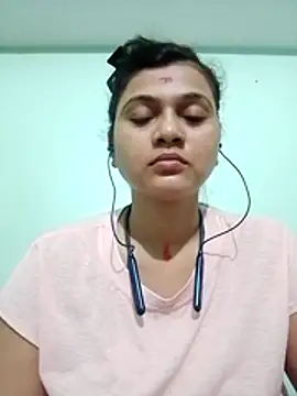 Kavya-Tiwari online show from 10/22/25, 06:29