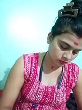 Kavya-Tiwari online show from 05/17/26, 05:20