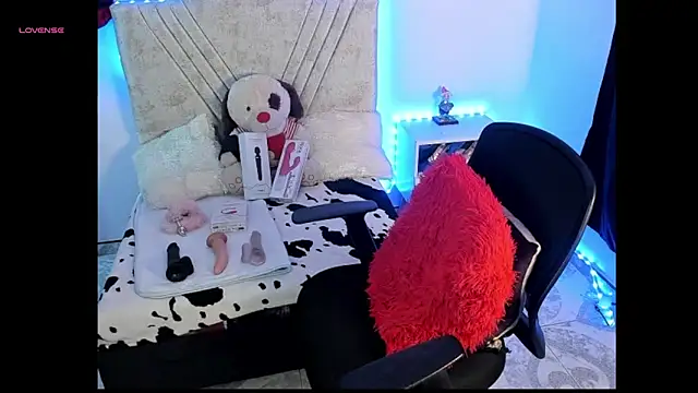 Mia Victoria22 online show from 04/29/26, 02:04