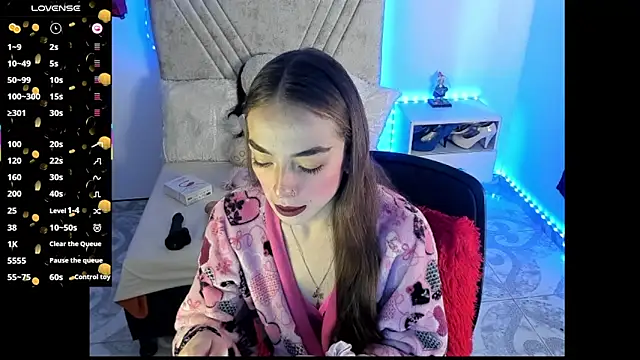 Mia Victoria22 online show from 05/26/26, 05:42