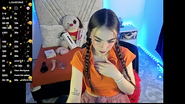 Mia Victoria22 online show from 06/13/26, 03:37