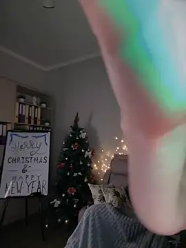 Snapshot of Marryme- chatting on 11/28/25, 01:25 Marryme- online show from 11/28/25, 01:25