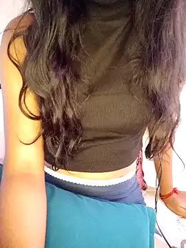 Snapshot of trending_tamizhachii chatting on 11/07/25, 02:22 trending tamizhachii online show from 11/07/25, 02:22