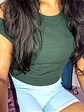 Snapshot of trending_tamizhachii chatting on 11/25/25, 05:51 trending tamizhachii online show from 11/25/25, 05:51