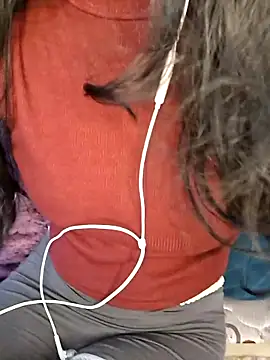 Snapshot of trending_tamizhachii chatting on 12/17/25, 05:35 trending tamizhachii online show from 12/17/25, 05:35