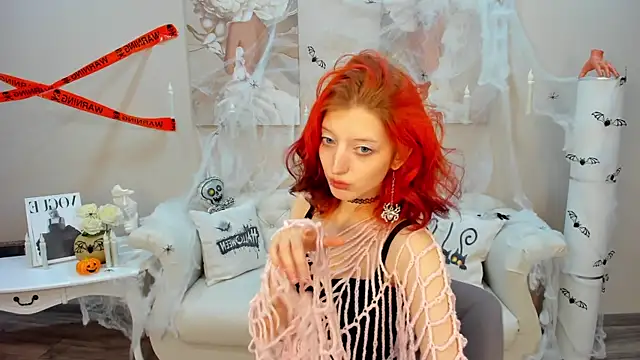 Snapshot of MistyMarlo chatting on 10/25/25, 05:30 MistyMarlo online show from 10/25/25, 05:30