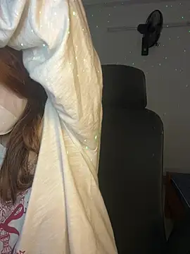 Meowyeuk6 online show from 01/16/26, 08:07