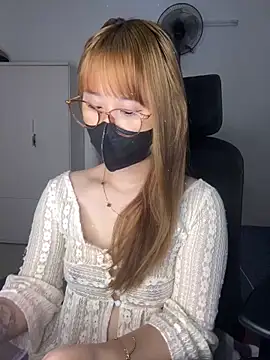 Meowyeuk6 online show from 03/17/26, 05:33