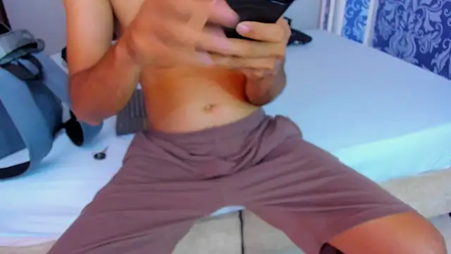 magnus serket online show from 11/25/25, 11:43