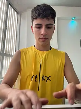 AdrianRinaldi online show from 11/15/25, 08:16